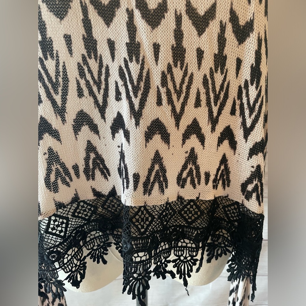 H&M Divided Open knit thin all season sweater - Picture 3 of 13